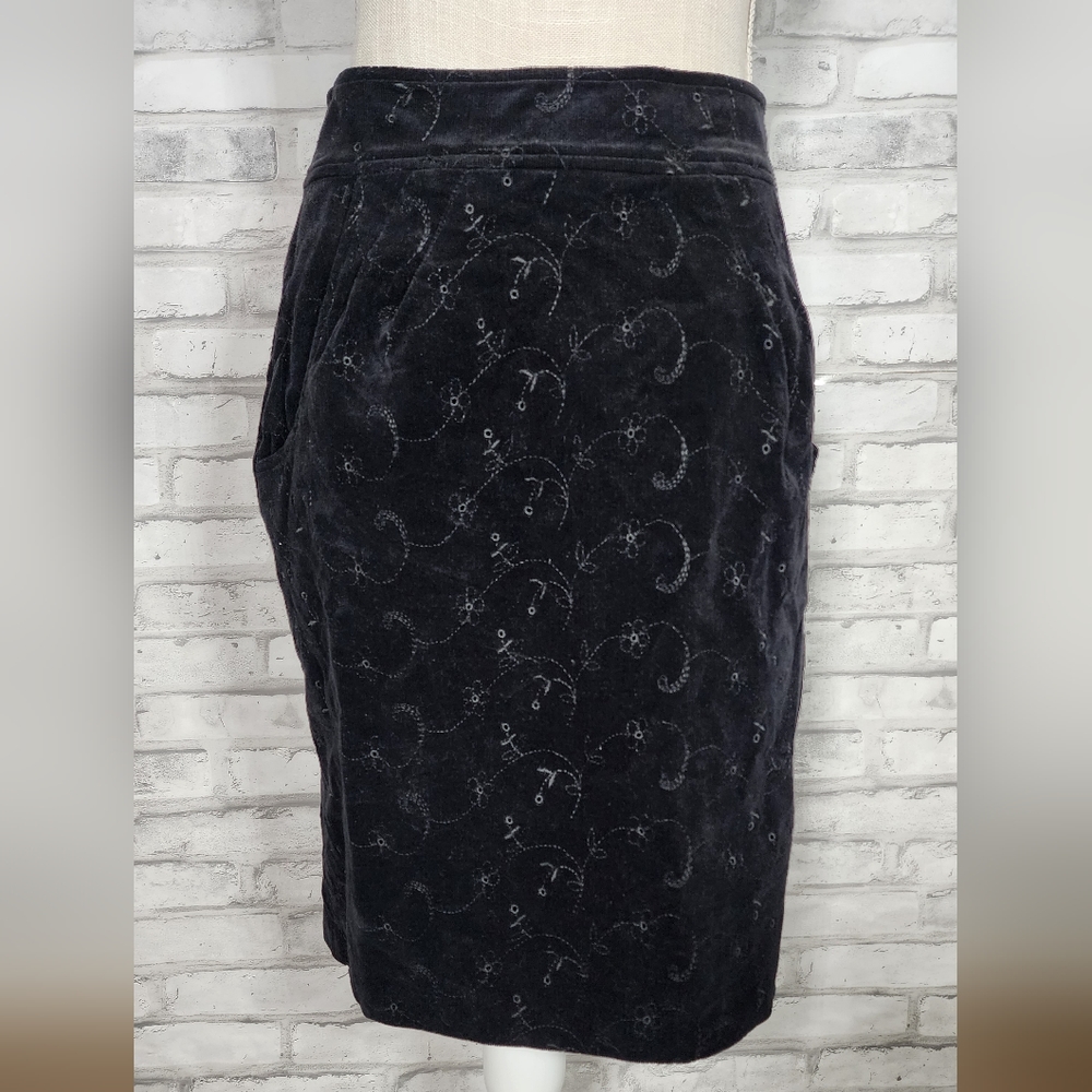 Vintage 90's Betsey Johnson Black Embroidered Pencil Skirt